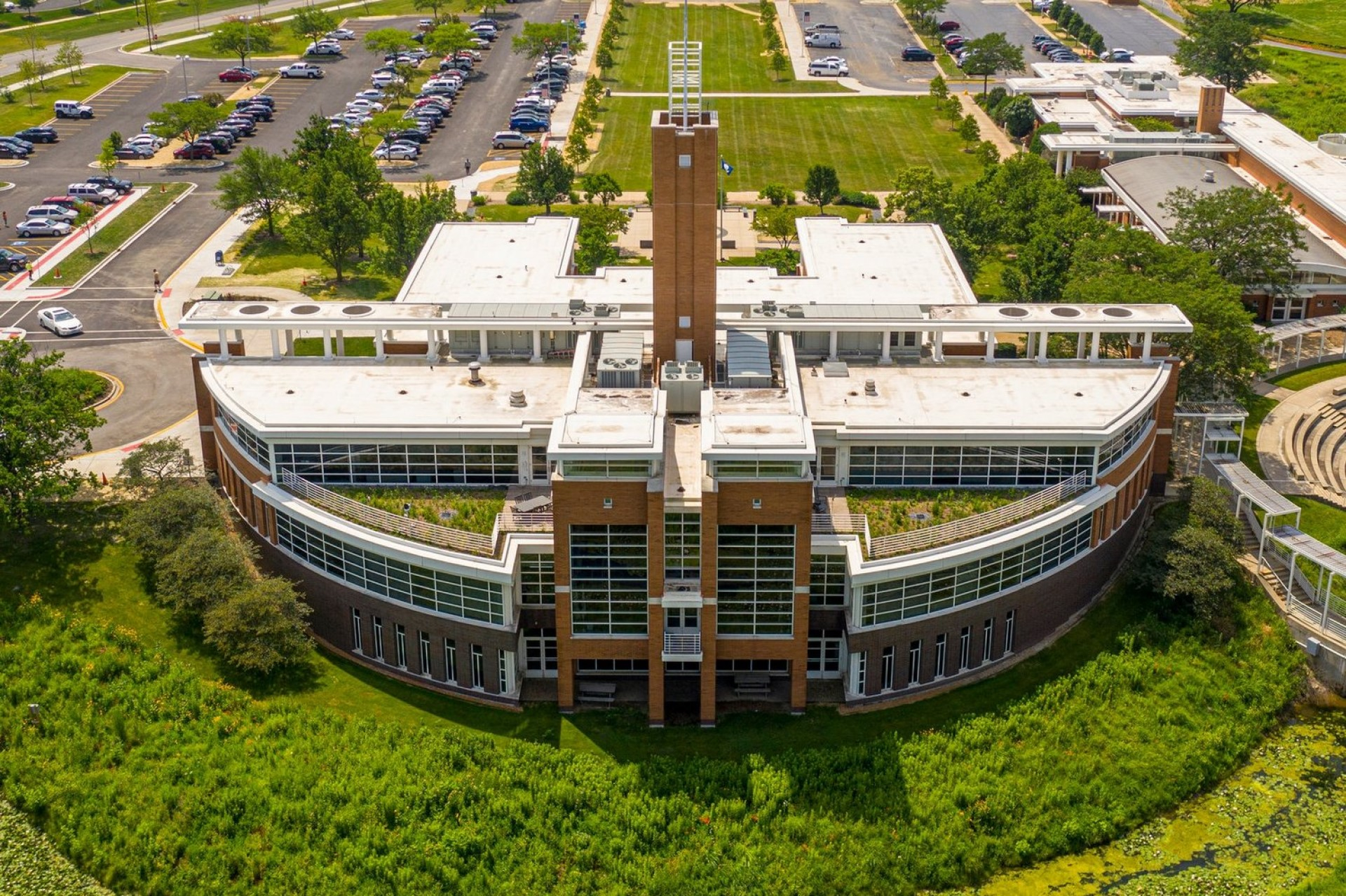 Village Of Orland Park Green Roof One Year After The Build